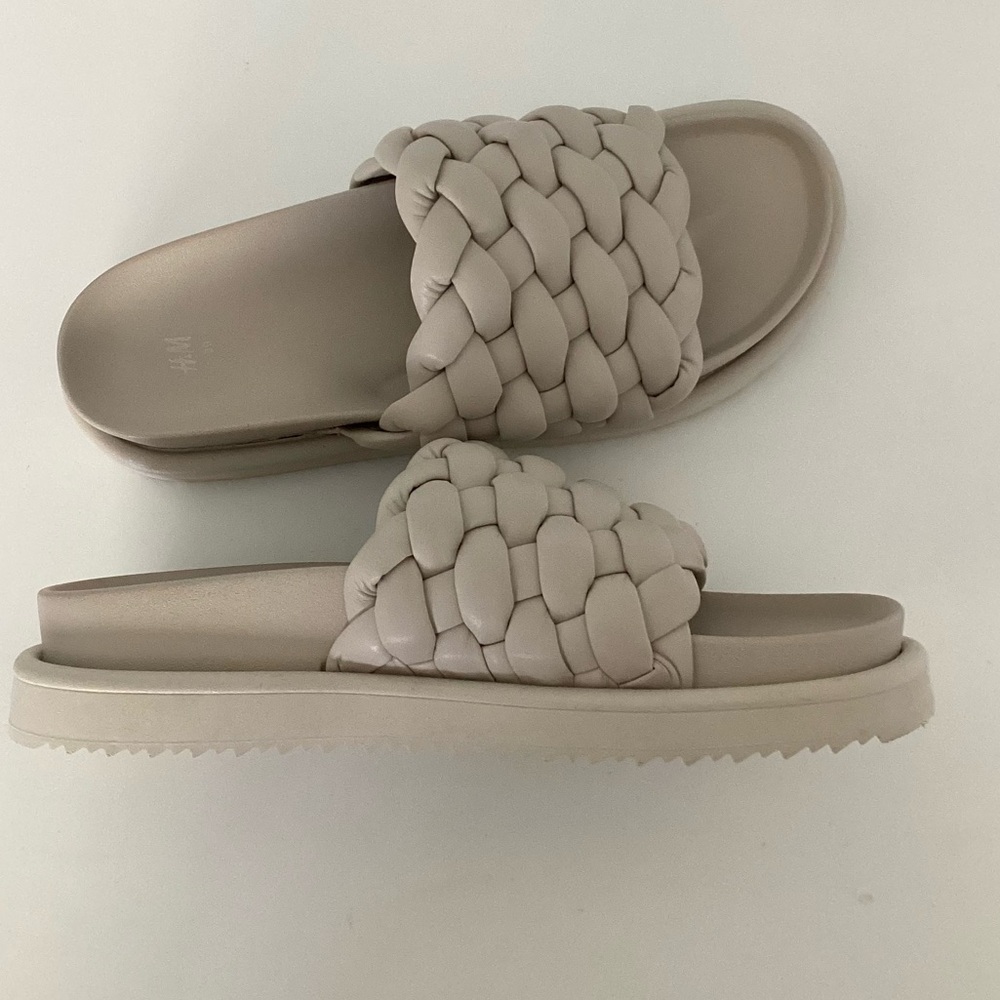 H&M Braided Sandals - Picture 3 of 5